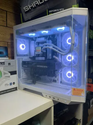 RTX 5080 + 9800X3D + 32GB + 2TB