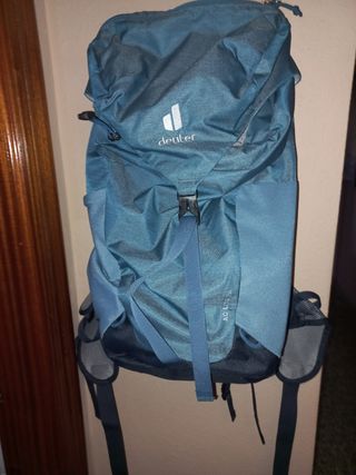 Mochila Deuter AC Lite 24 senderismo