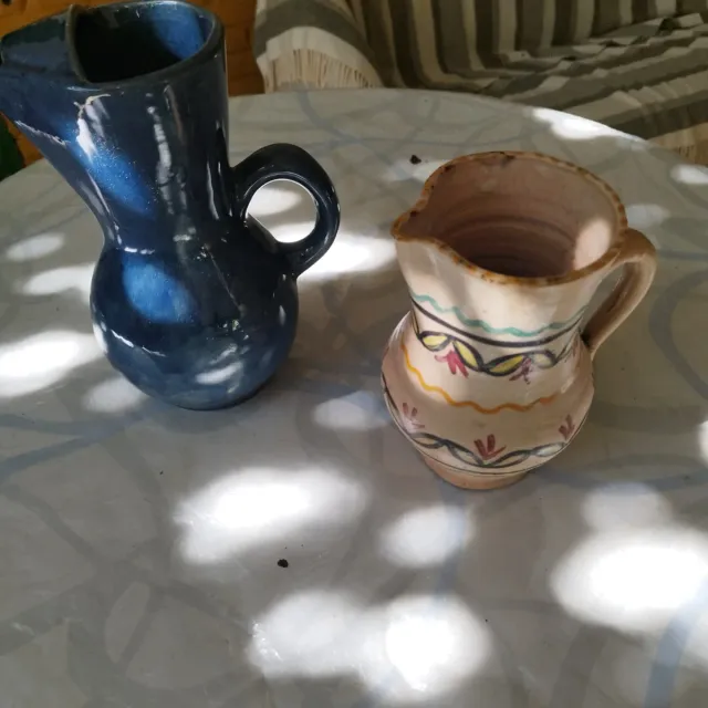 Jarras de barro decoradas