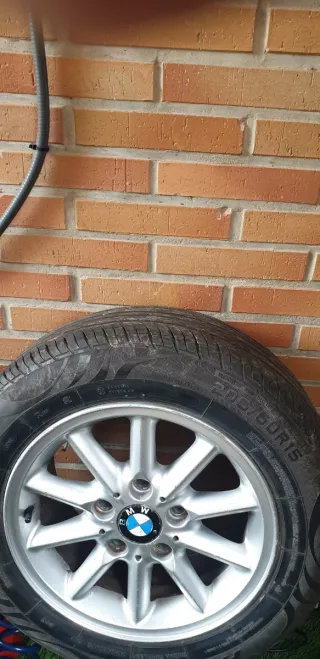 2 Llantas con Neumáticos BMW 205/60 R15