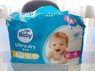 Pañales Carrefour bebe Ultra Dry Talla 4 (8-16 kg)