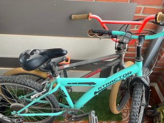 2 Bicicletas y 4 Patinetes