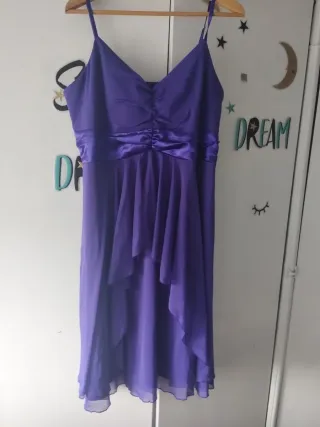 Vestido de fiesta morado