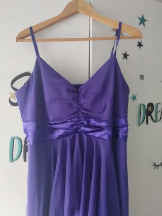 Vestido de fiesta morado