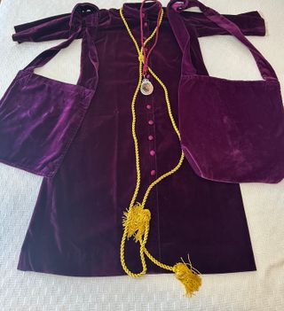 Vesta Nazareno Jesús Morado y Dorado