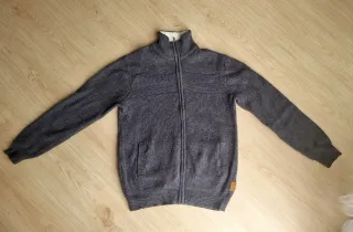 Chaqueta gris hombre cremallera