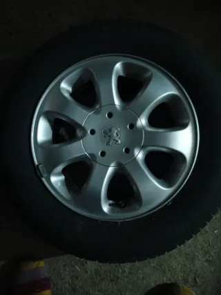 Llantas Peugeot 4 tornillos