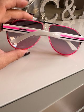 Gafas de sol Carrera rosas y moradas