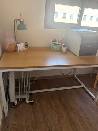 Mesa escritorio/comedor madera y blanca