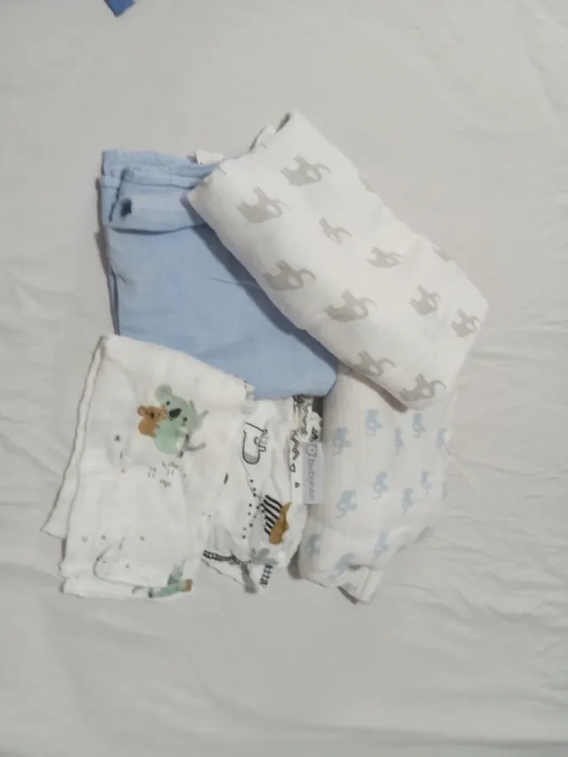 Lote gasas bebé: elefantes y koalas