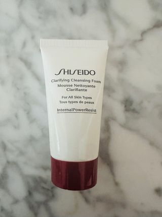 Shiseido Treatment Softener y Clarifying Foam