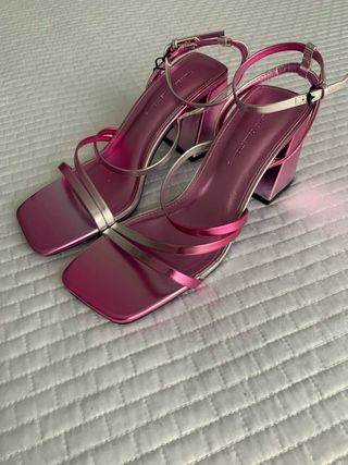 Sandalias Pull&Bear tacón rosa y plata