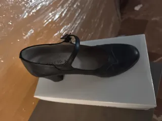 Zapatos de baile negros con tira