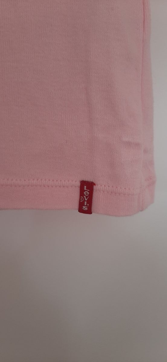 Camiseta Levi's rosa 6 meses