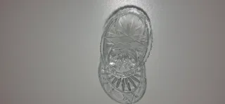 Scatola ovale in cristallo con fiori