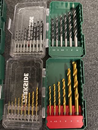 Taladro Percutor Parkside 20V + Accesorios