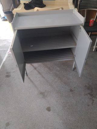 Mueble archivador gris
