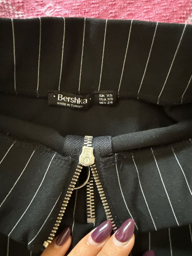 Gonna Bershka a righe con zip