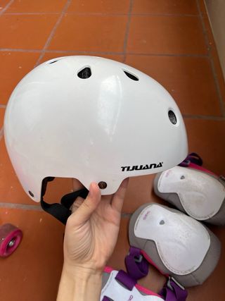 Patines y protecciones niña
