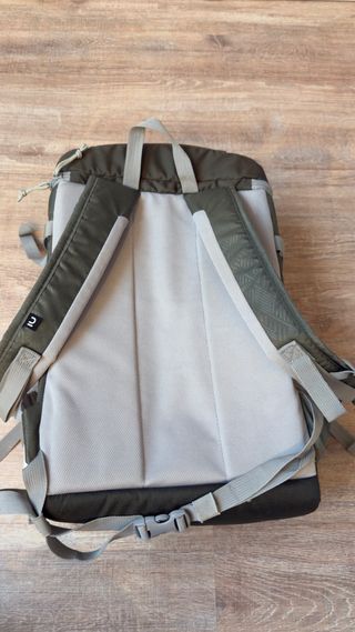 Mochila nevera Quechua 20L, nueva