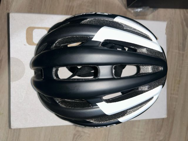 Casco Giro