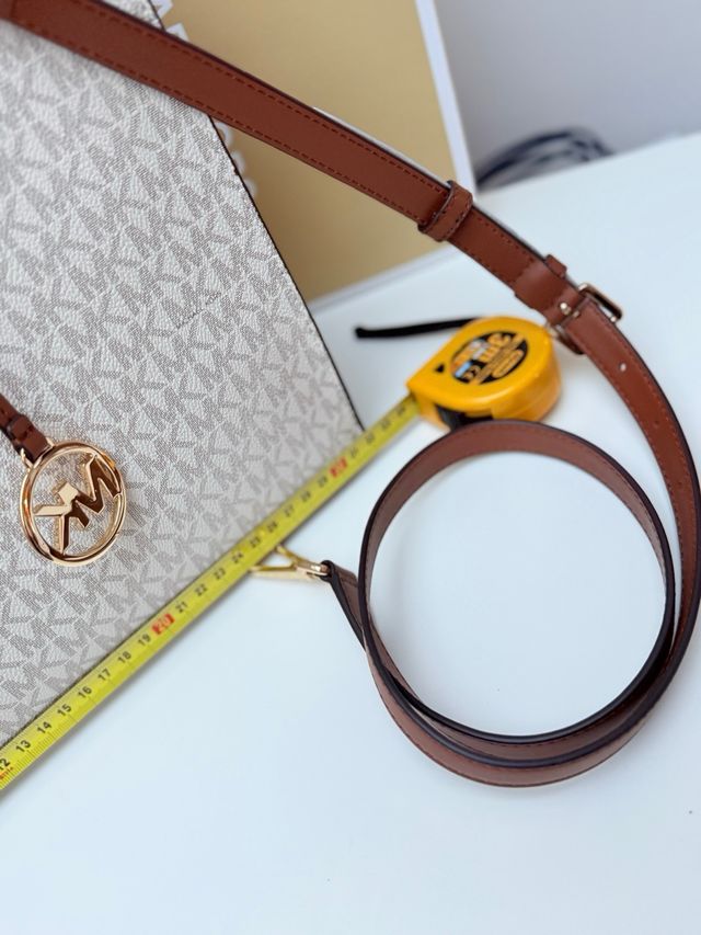 Bolso Michael Kors Beige y Marrón