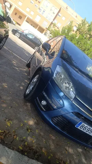 Citroen Grand C4 Picasso 2011