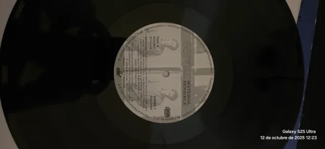 Vinilo LP Joan Manuel Serrat - Material Sensible