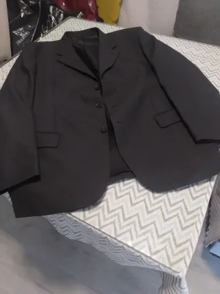 Traje gris marengo