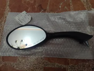 Espejo Izquierdo Moto Piaggio