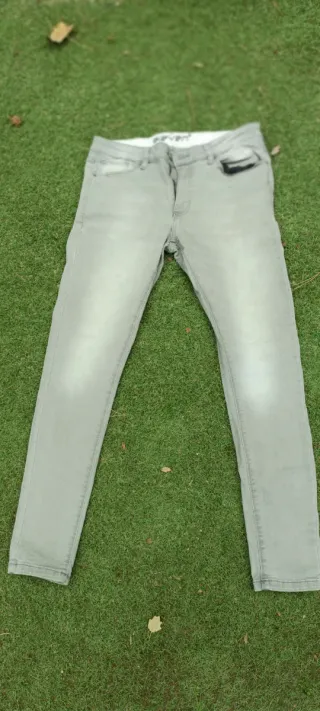 Pantalones tejanos grises  Juveniles