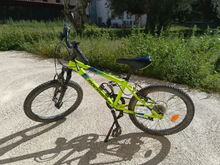 Bicicleta Rockrider ST500