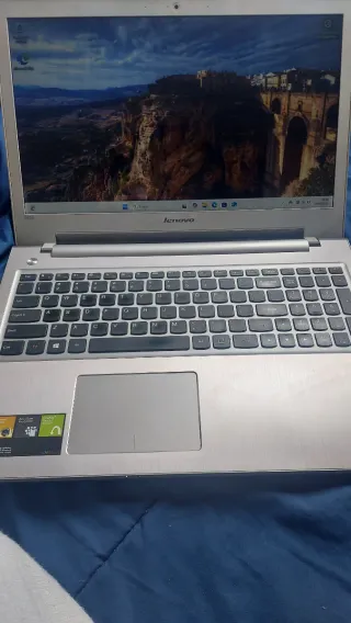 Portátil Lenovo Plata i5