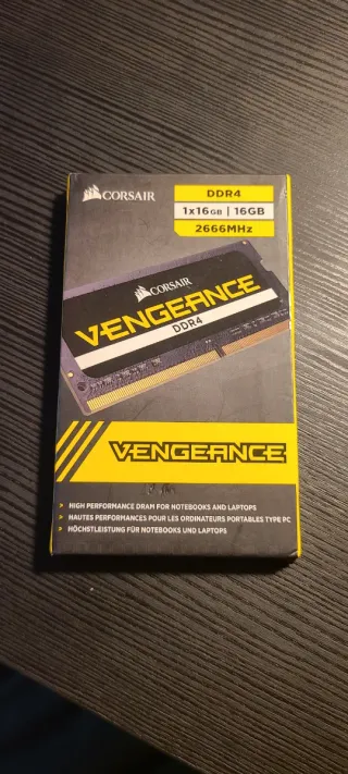 Memoria RAM Corsair 16GB DDR4 2666MHz