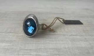 Anillo Uno de 50 Talla M Azul y Plateado