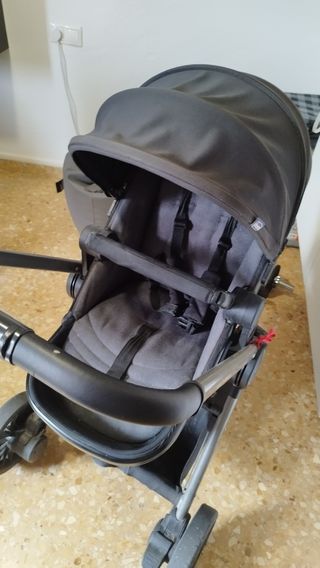 Carro bebé 3 en 1 Chicco. 