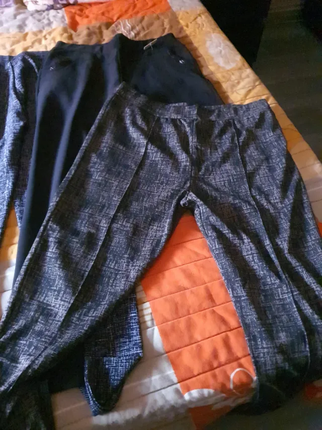 Lote 5 pantalones mujer casi sin usar