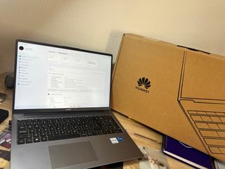 portátil Huawei  Matebook D16 (con garantia)