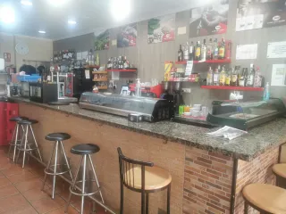 Traspaso Bar con salida de humos en El Prat