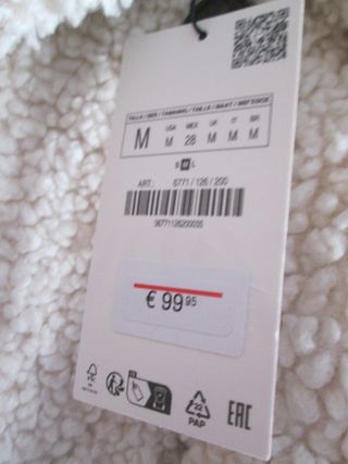 ABRIGO OVERSIZE BORREGUITO ZARA