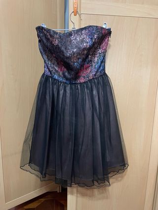 Vestido de fiesta negro y rosa