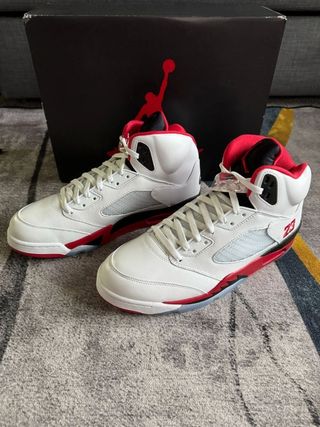 Jordan 5 Retro Fire Red Talla 45