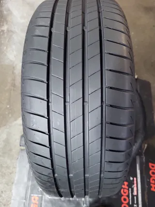 2 Neumáticos 215/50 R17 Bridgestone 