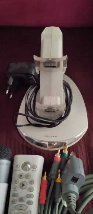 Lote Xbox 360: 2 Micrófonos, Mando y Cables