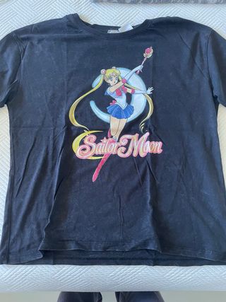Camiseta Sailor Moon Negra Talla M