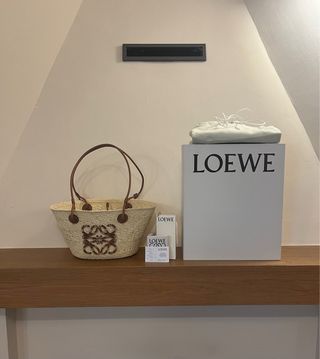 Bolso Loewe capazo Anagram pequeño Nuevo!
