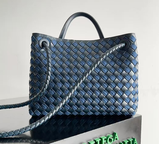 Bolso mediano Bottega Veneta Andiamo denim