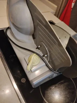 Cortadora de fiambre eléctrica