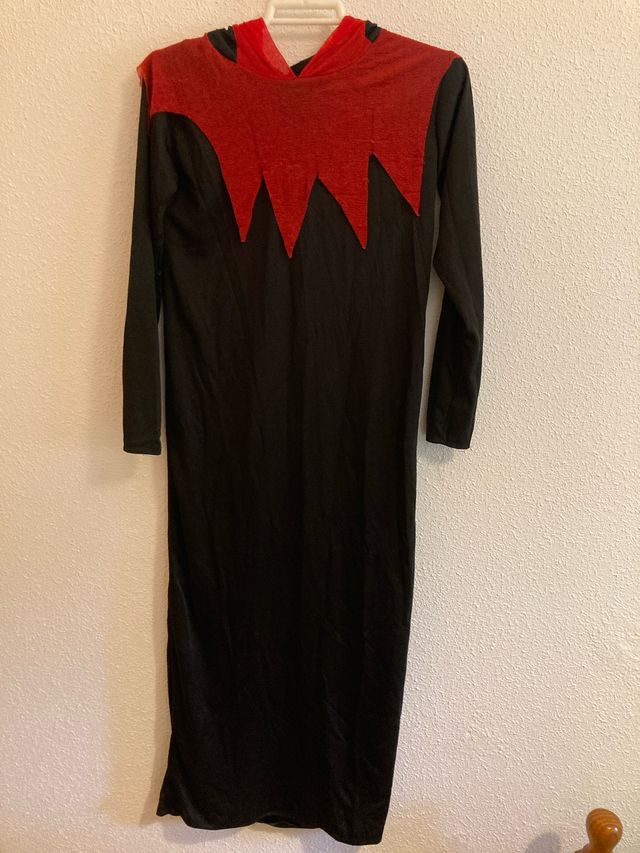 Costume di Halloween nero e rosso