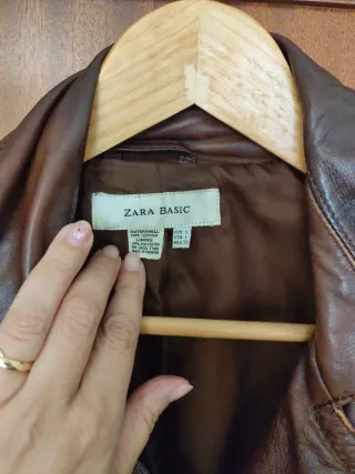 Gabardina Cuero Zara Talla L